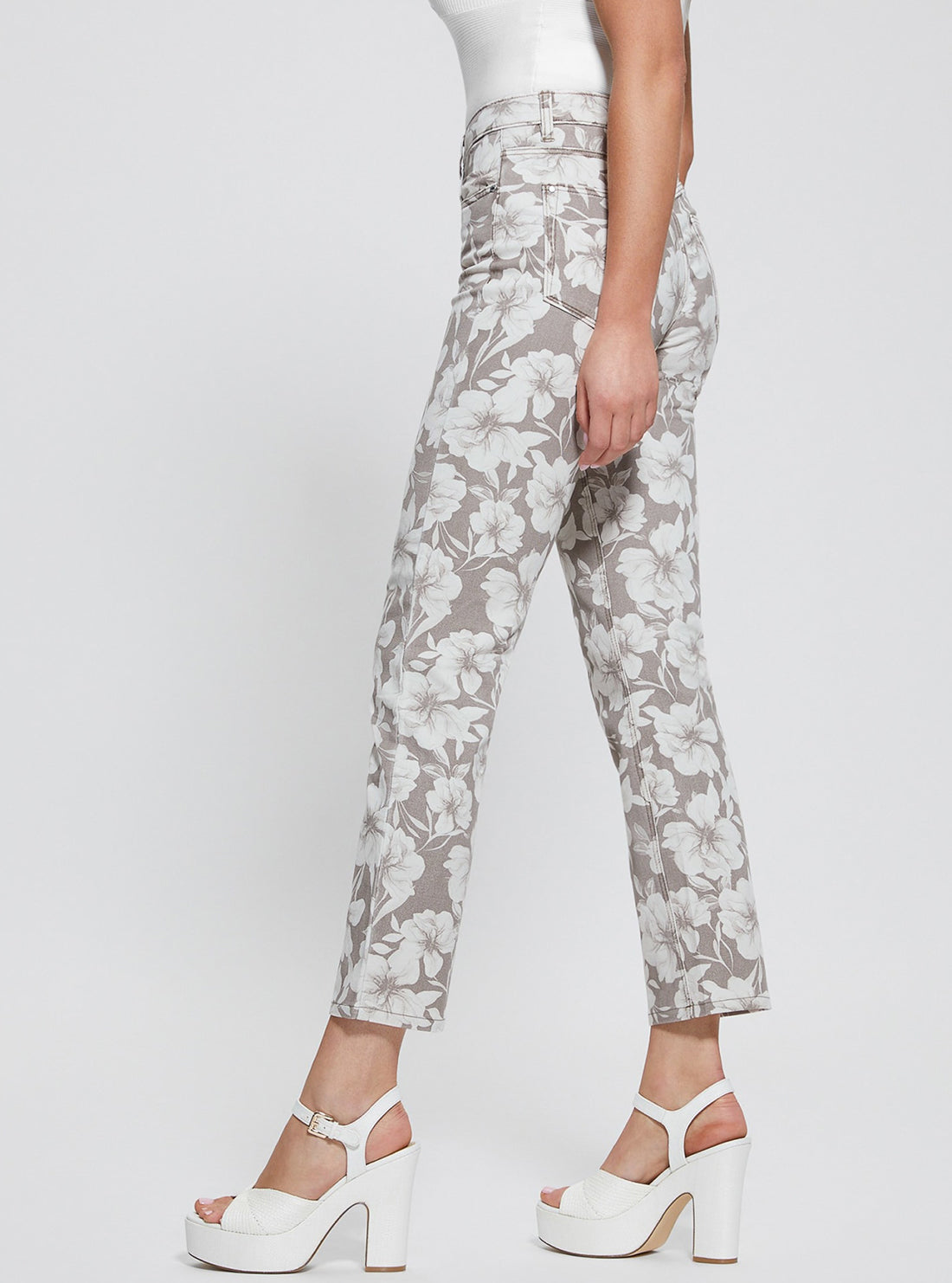 GUESS Floral Print High-Rise Girly Pants side view