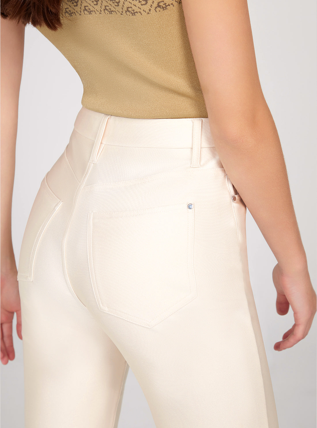 GUESS Stone High-Rise 80s Straight Pants detail view