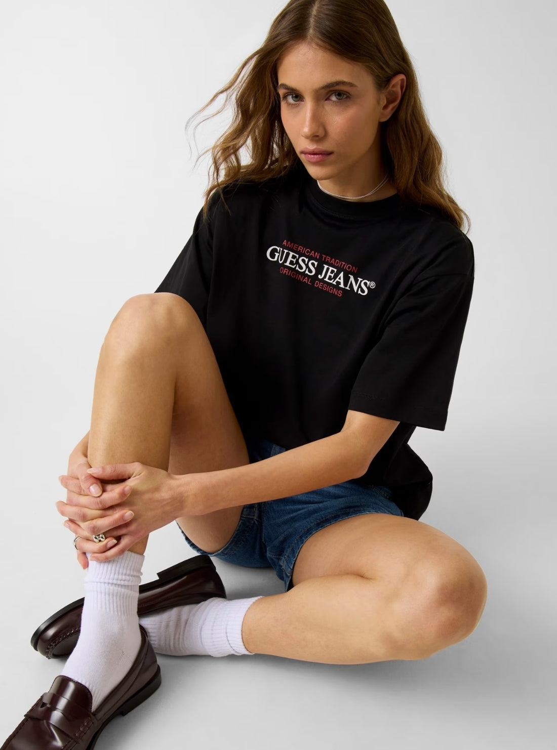 Guess Jeans Black Oversized American Tradition T-Shirt W4YI08K8HM0 Model View