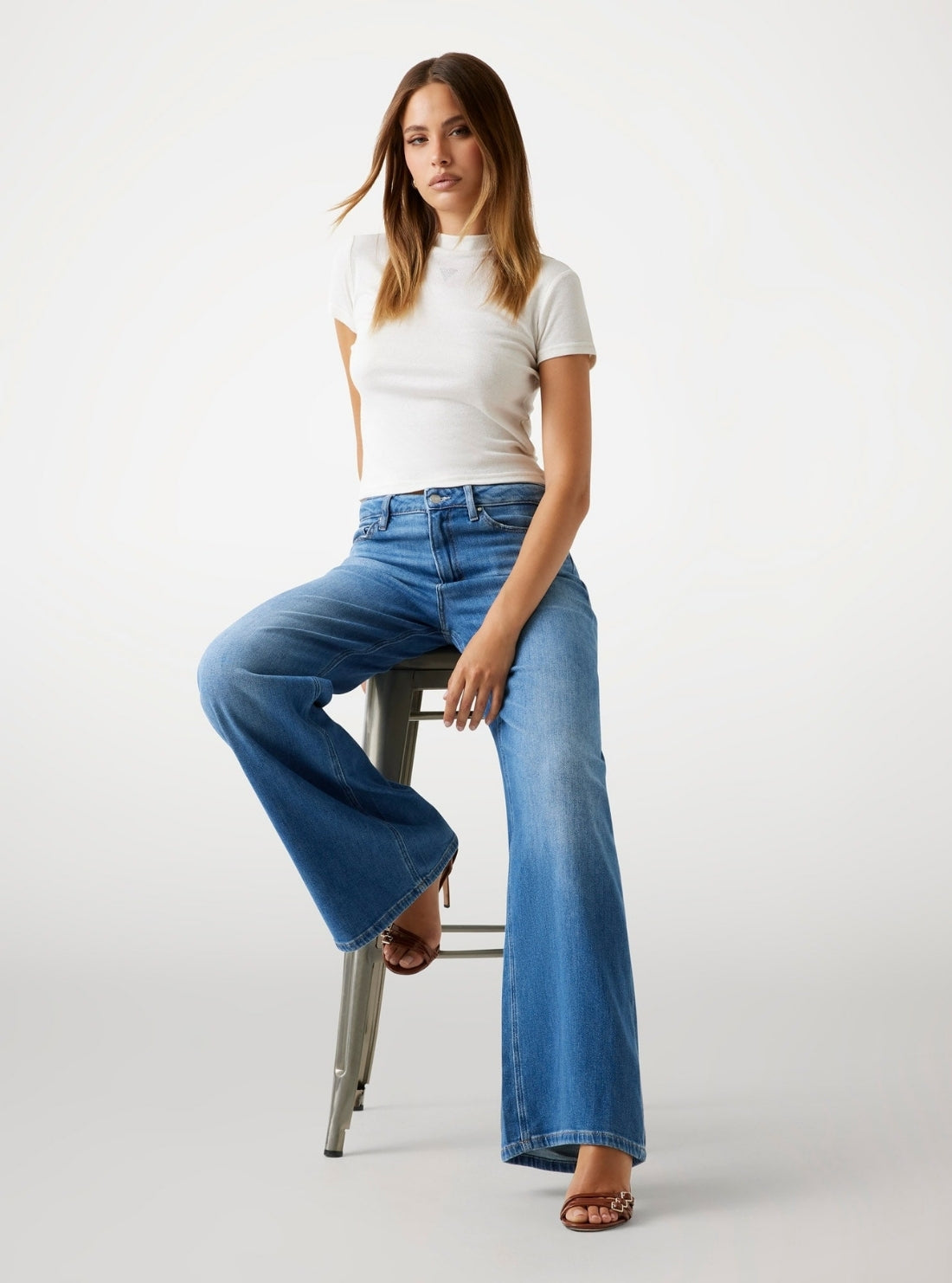 GUESS Womens Mid-Rise Bellflower Wide Leg Jeans in Medium Wash W5BA82D0614 Full View