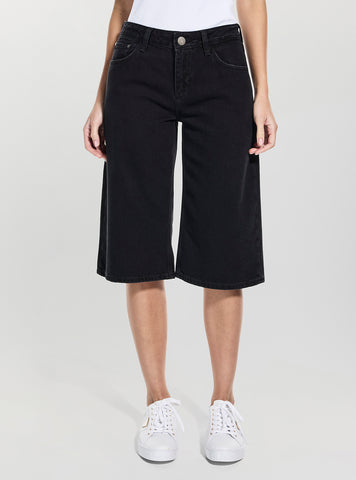 GUESS Womens Black Baggy Bermuda Shorts W5BD91D0981 Front View
