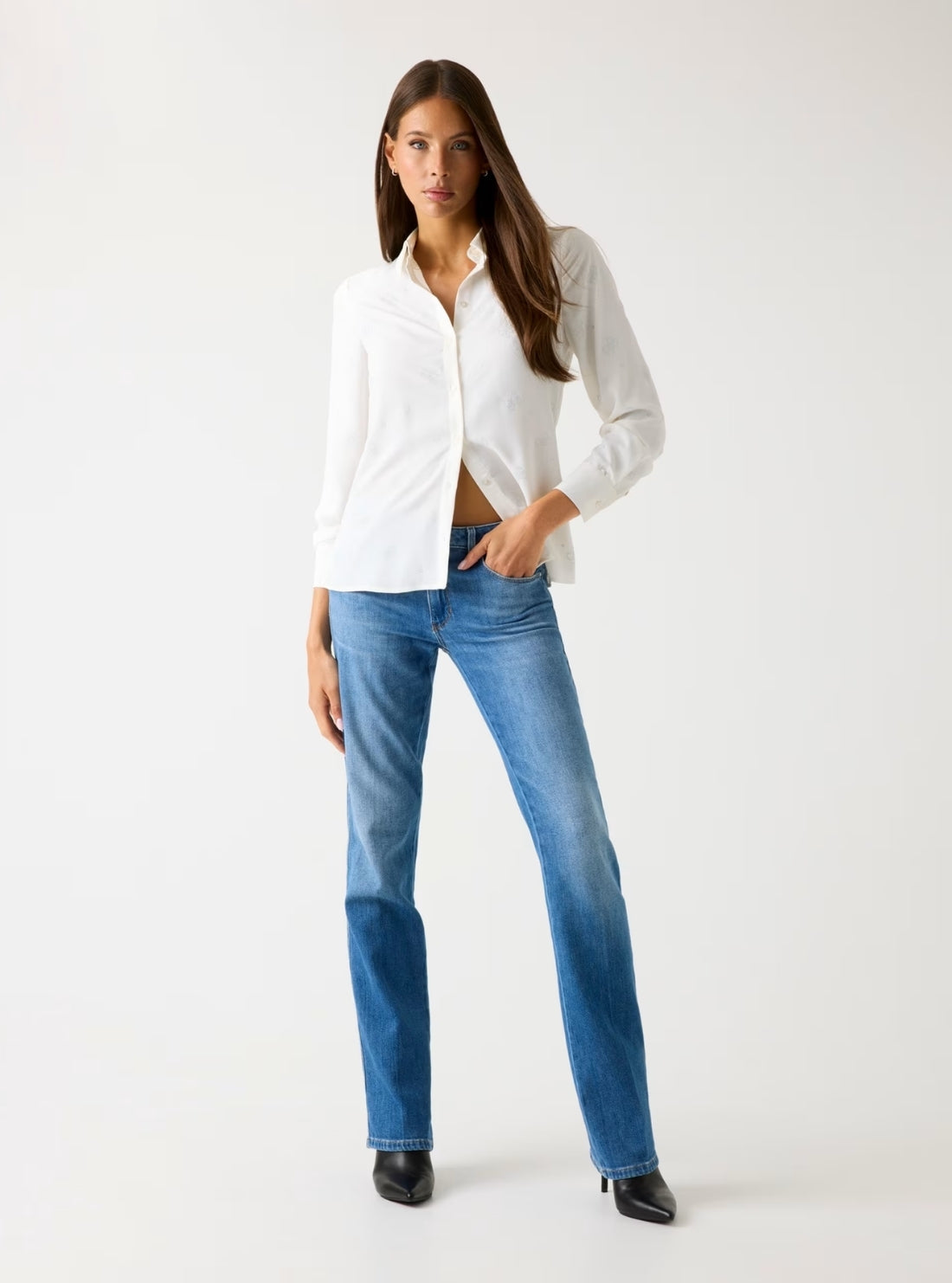 GUESS Womens Eco White Flore Logo Hotfix Shirt W5BH80W2982 Full View