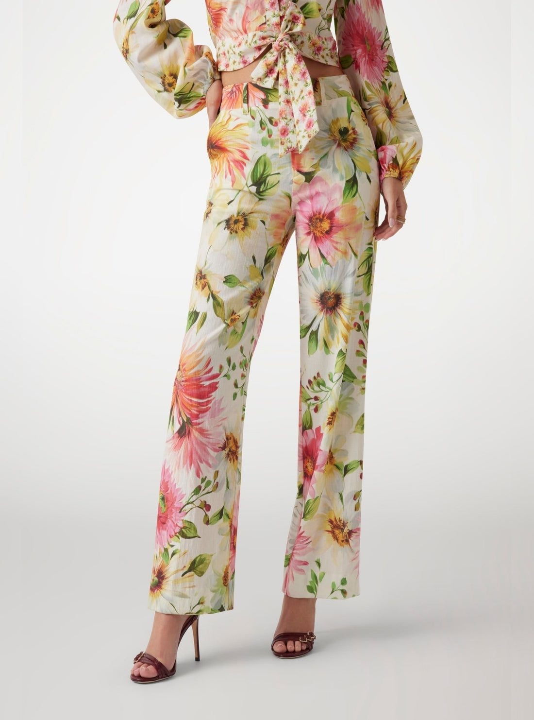 GUESS Womens Floral Print Colette Trousers W5GB46WG4G0 Front View