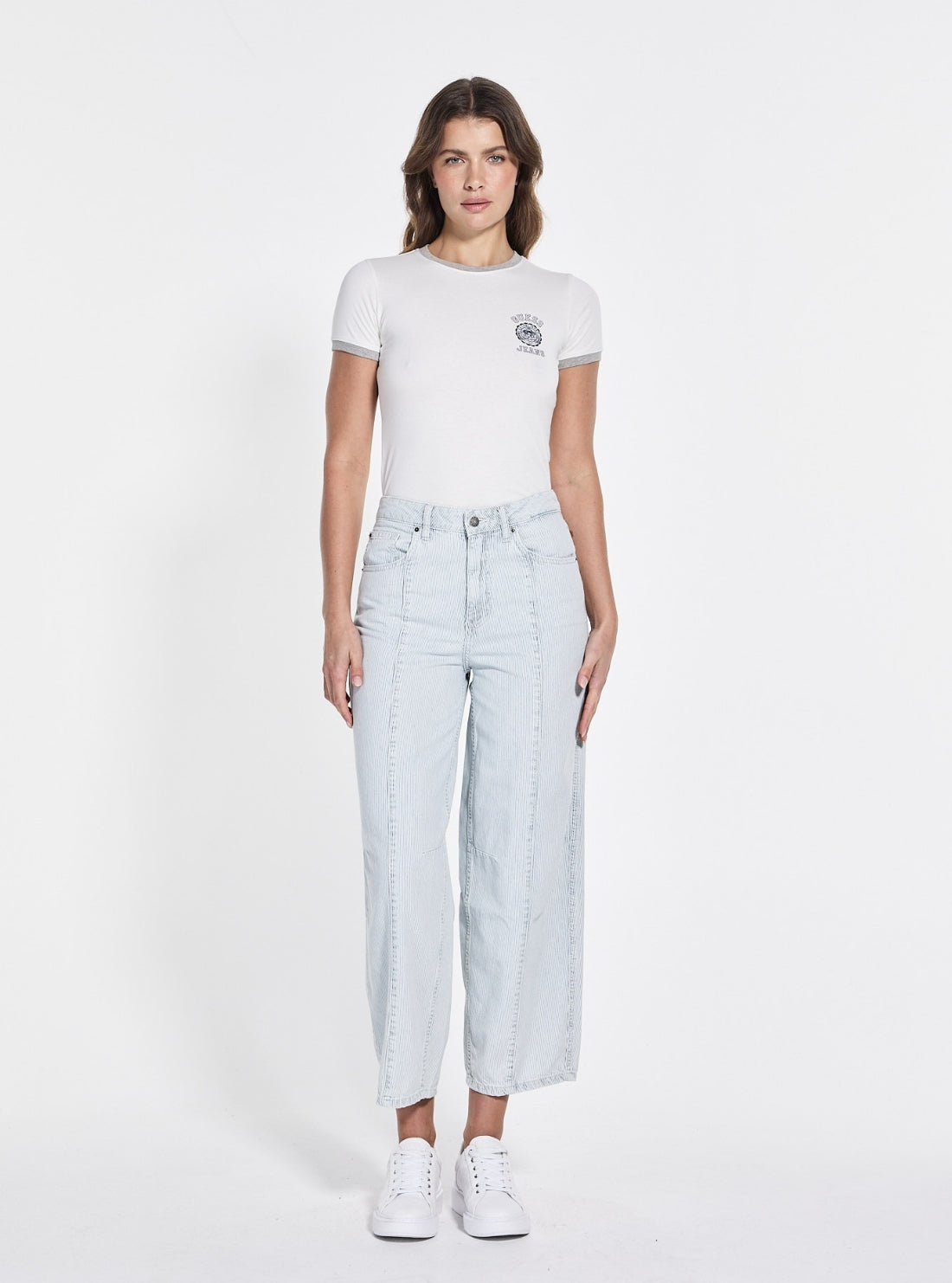 Guess Originals High-Rise Tapered Baggy Jeans in Light Wash Full View_2
