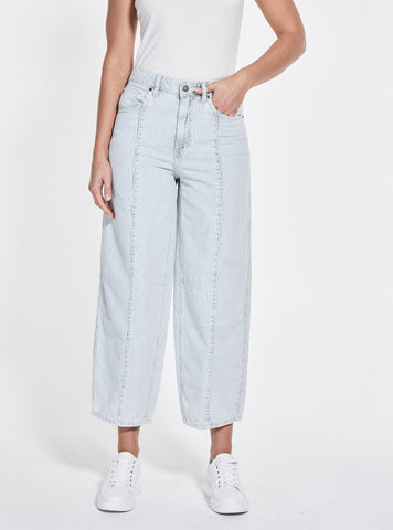 Guess Originals High-Rise Tapered Baggy Jeans in Light Wash Front View