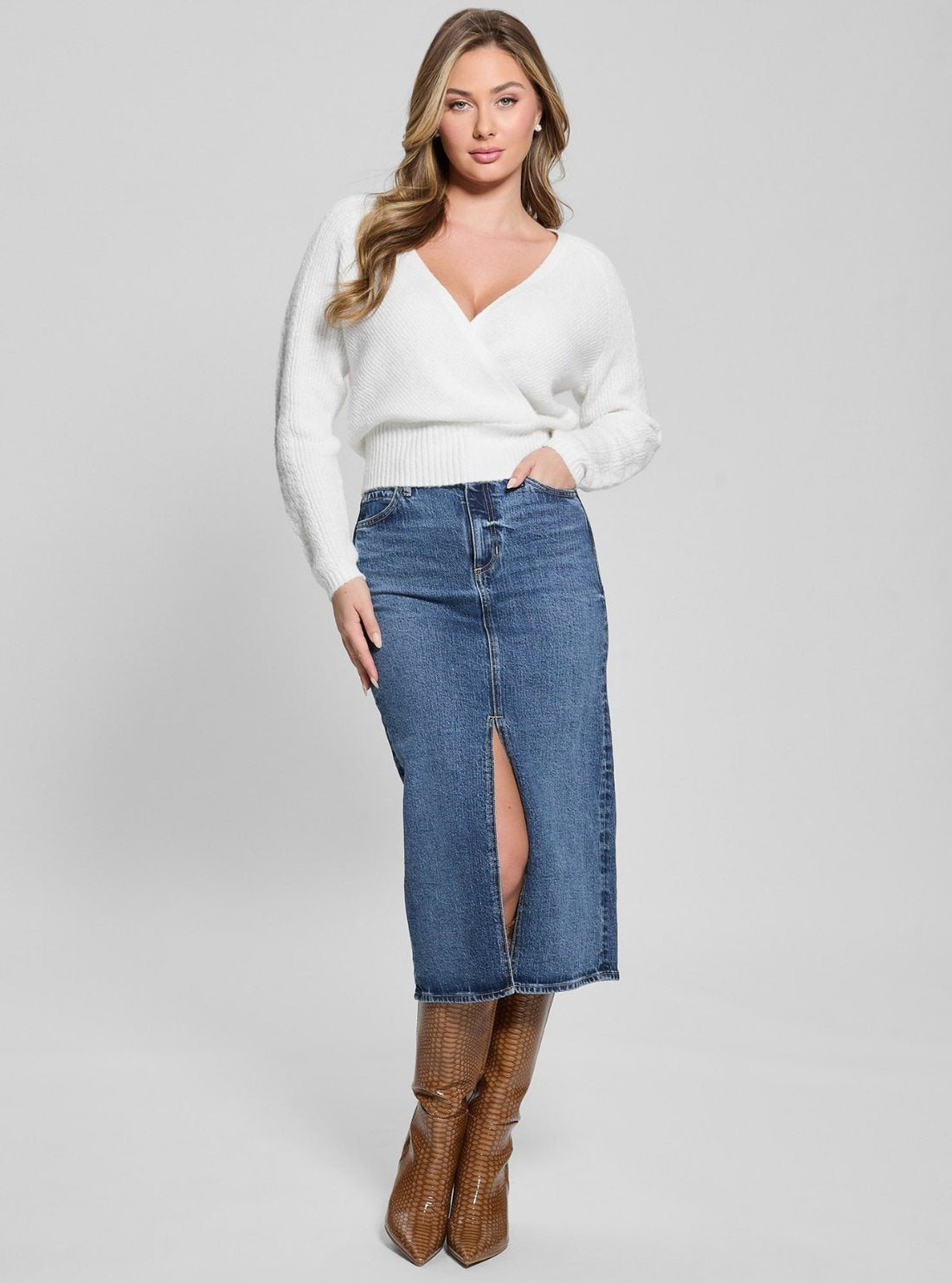 GUESS Womens White Surplice Cable Kellie Sweater W5GR29Z3LG0 Full View