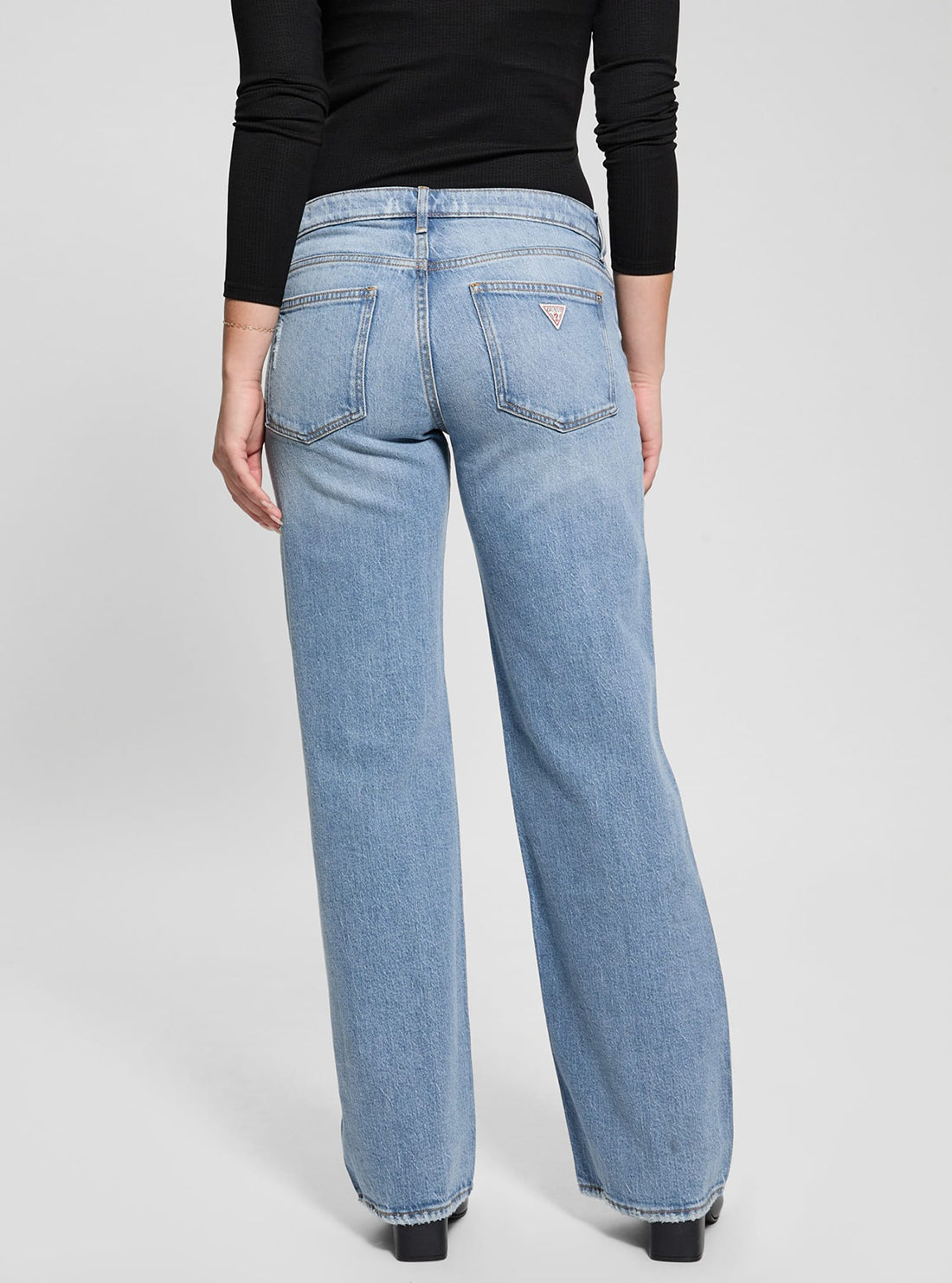 Blue Low Rise Slouchy Denim Jeans in Mid Wash