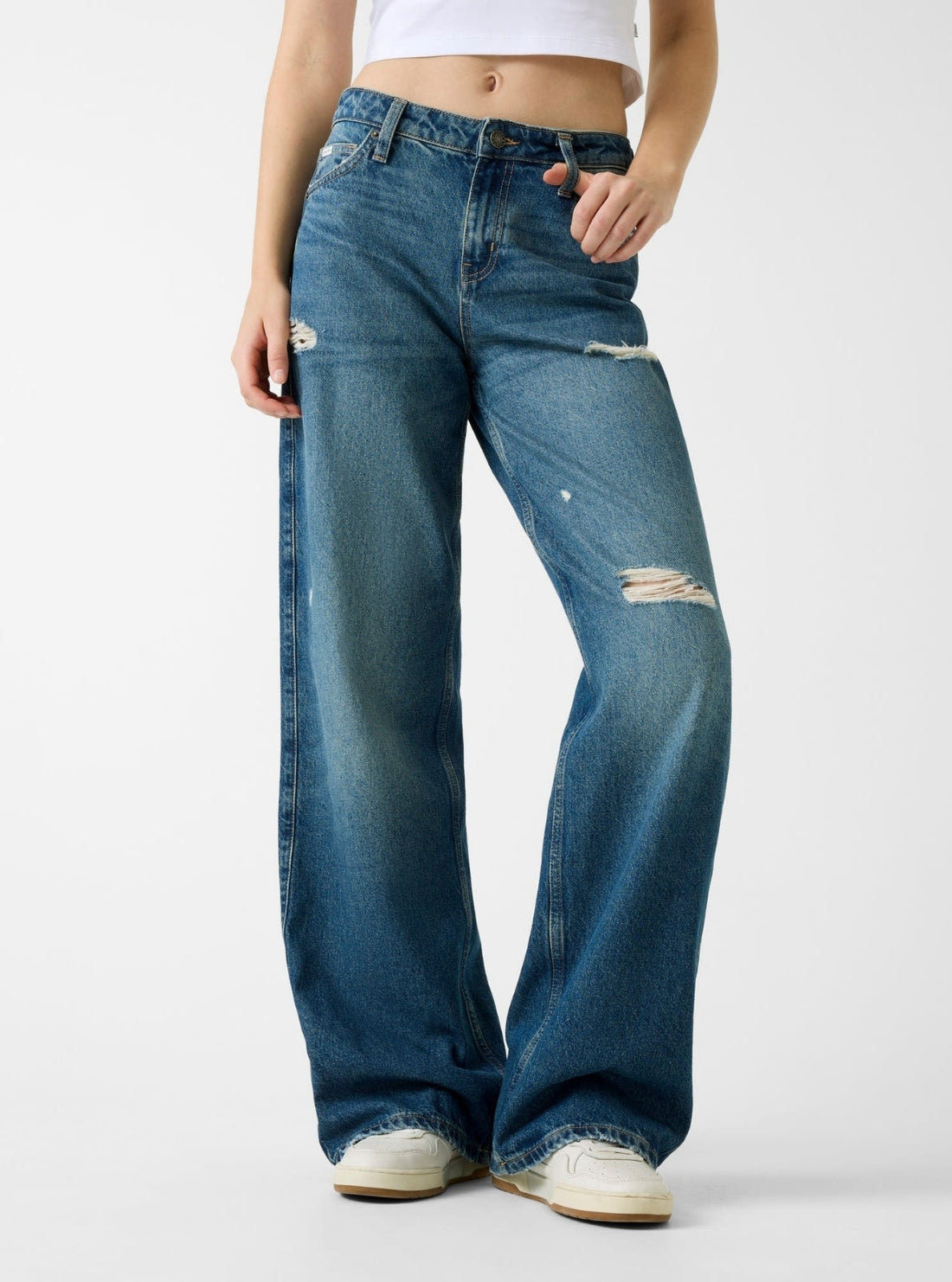 【ダークインディゴ(GJUV)】GUESS JEANS デニム ワイドジーンズ(W)G11 Wide Leg G11 Wide Leg Jeans in Dark Wash | GUESS Jeans