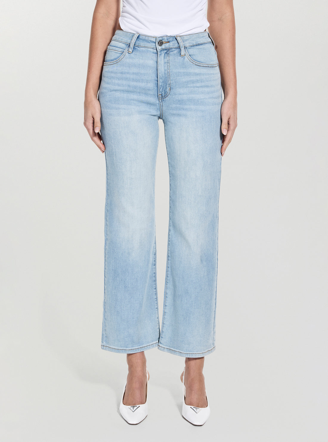 GUESS Womens Cantina Mid Rise Wide Leg Jeans in Light Wash W5YA2JD5LK0 Front View