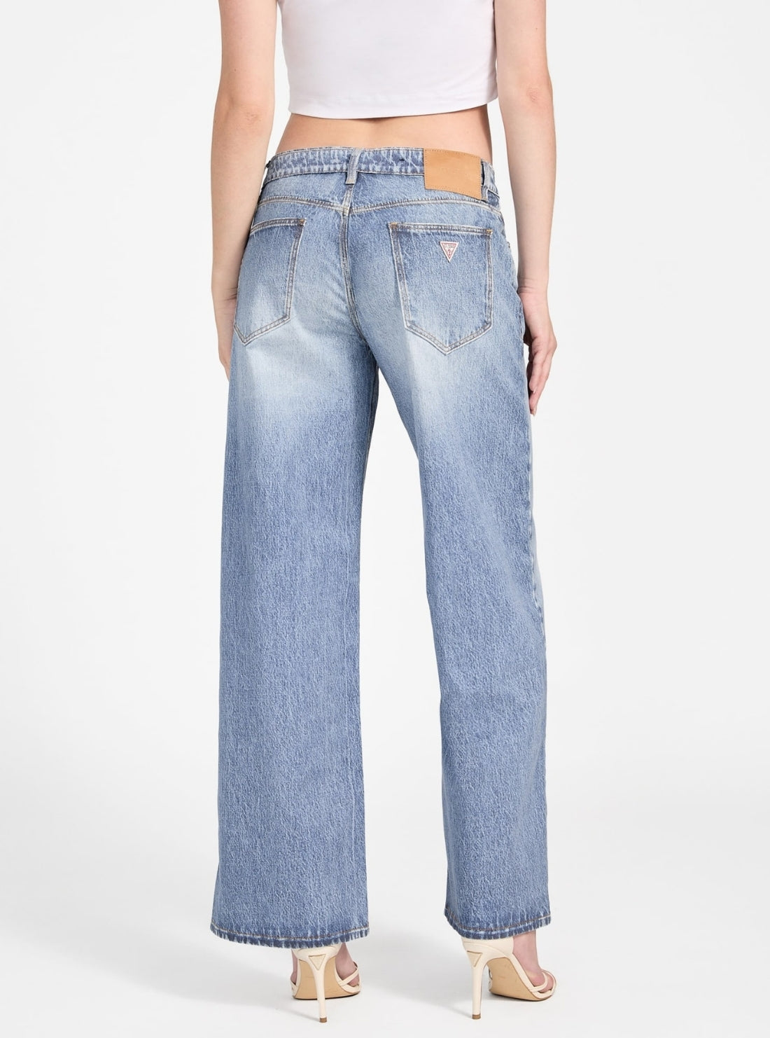 Eco Low Rise Baggy Jeans in Light Wash | GUESS