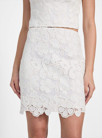 GUESS Womens White Delilah Crochet Mini Skirt W5YD88WHEP0 Front View