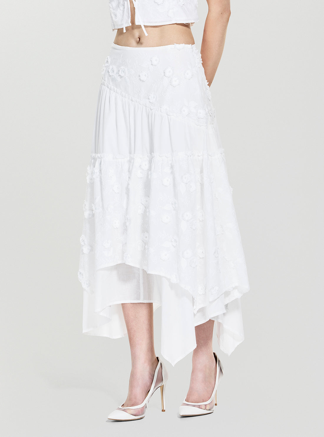 GUESS Womens White Zurey Maxi Skirt W5YD93WHAJ0 Front View_2