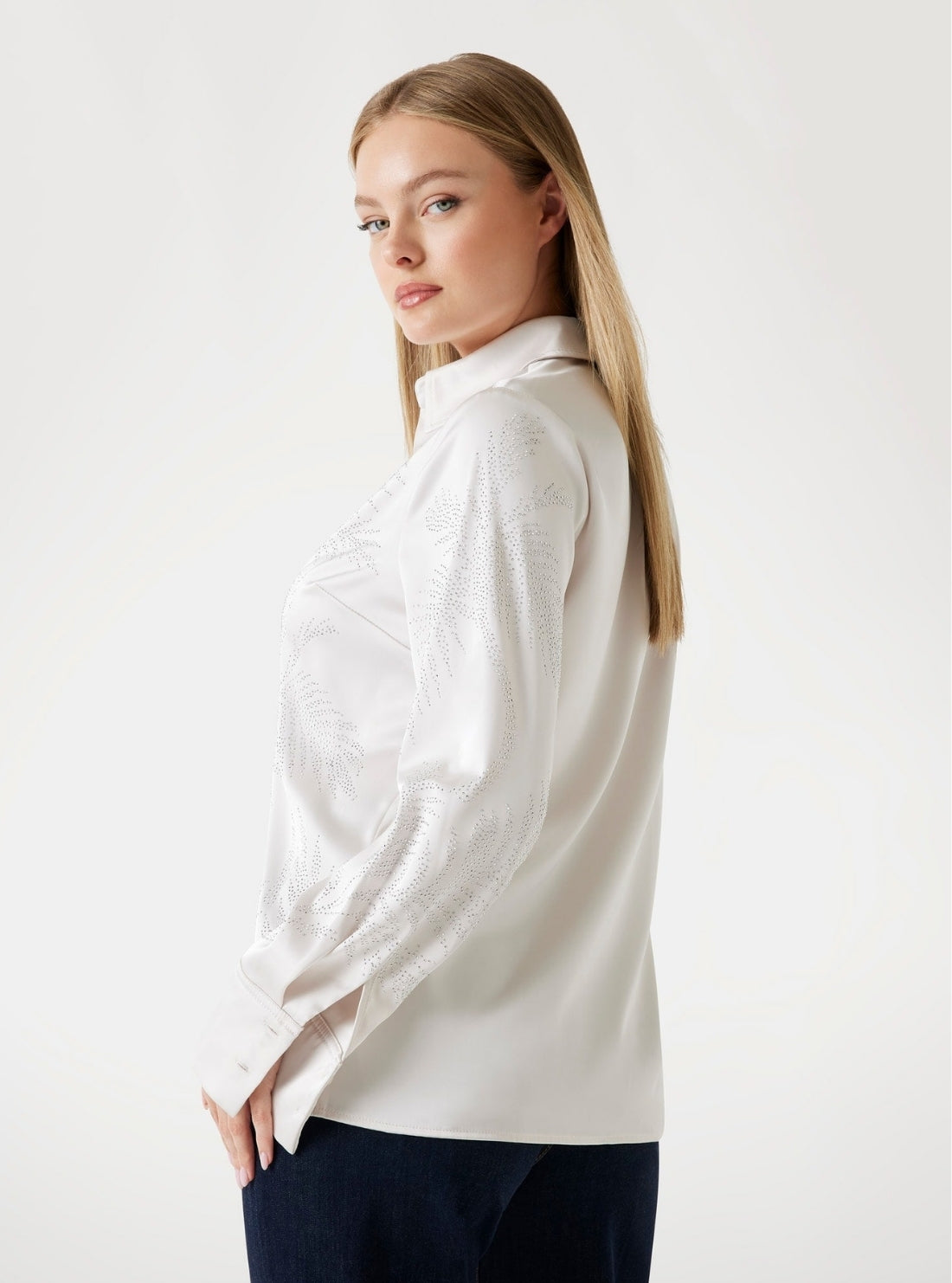 GUESS Womens White Agnes Hotfix Shirt W5YH40WFQC2 Back View