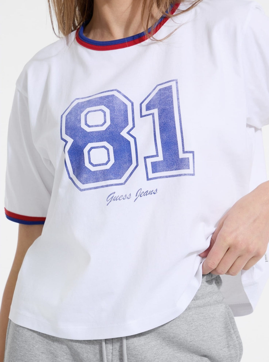 Guess Jeans White Boxy 81 T-Shirt W5YI19K8HM0 Detail View