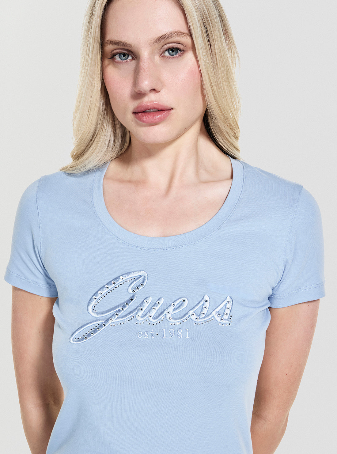 GUESS Womens Blue Embroidered Script Logo T-shirt W5YI46J1314 Detail View