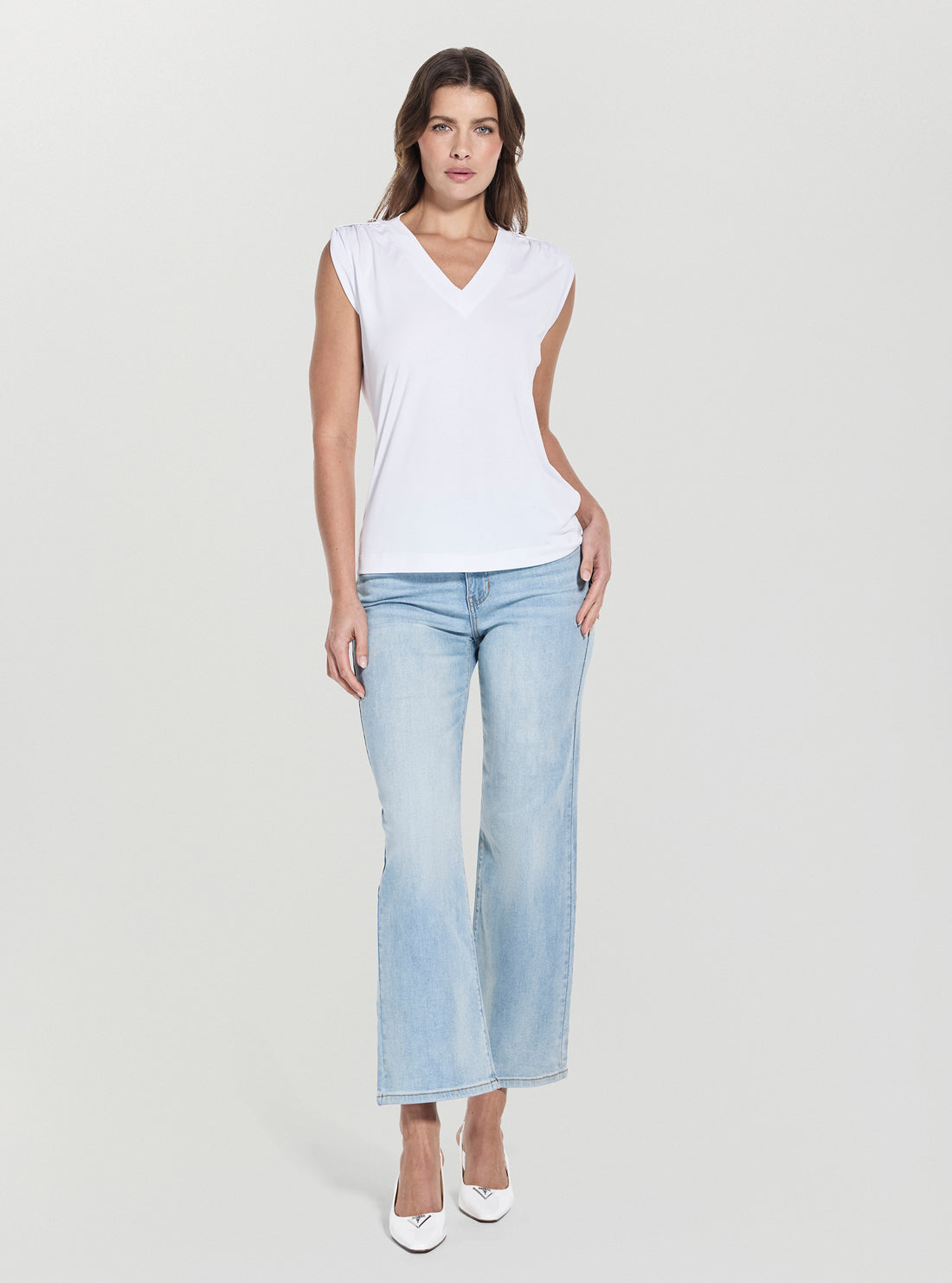 GUESS Womens White V-Neck Elevated Basic Top W5YP52KCYW2 Full view