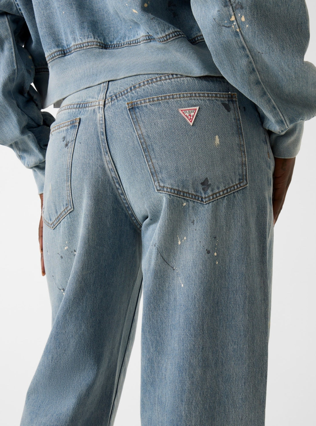 GUESS Womens Low-Rise Relaxed Barrel Jeans in Light Vintage Wash W6GA29D0973 Back Detail View
