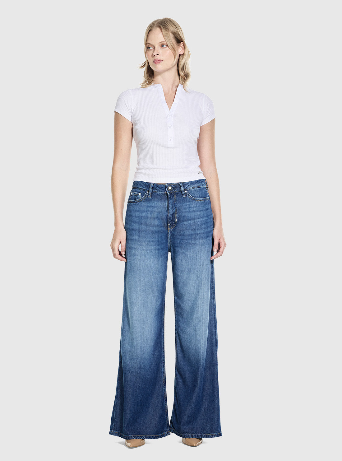 GUESS Womens High-Rise Bellflower Wide Leg Jeans in Cartagena Bay W6GA82D0685 Full View