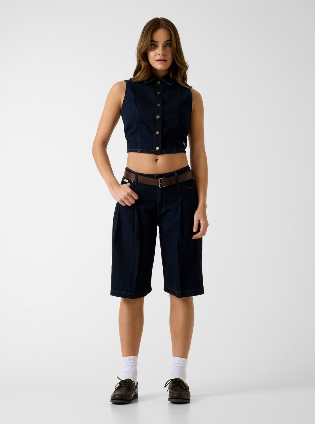 Guess Jeans Classic Pleated Bermuda Shorts in Dark Wash