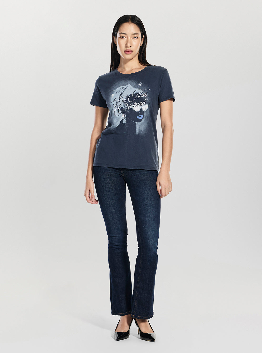GUESS Womens Blackened Blue Do Not Disturb Easy T-Shirt W6GI26K3150  Full View 