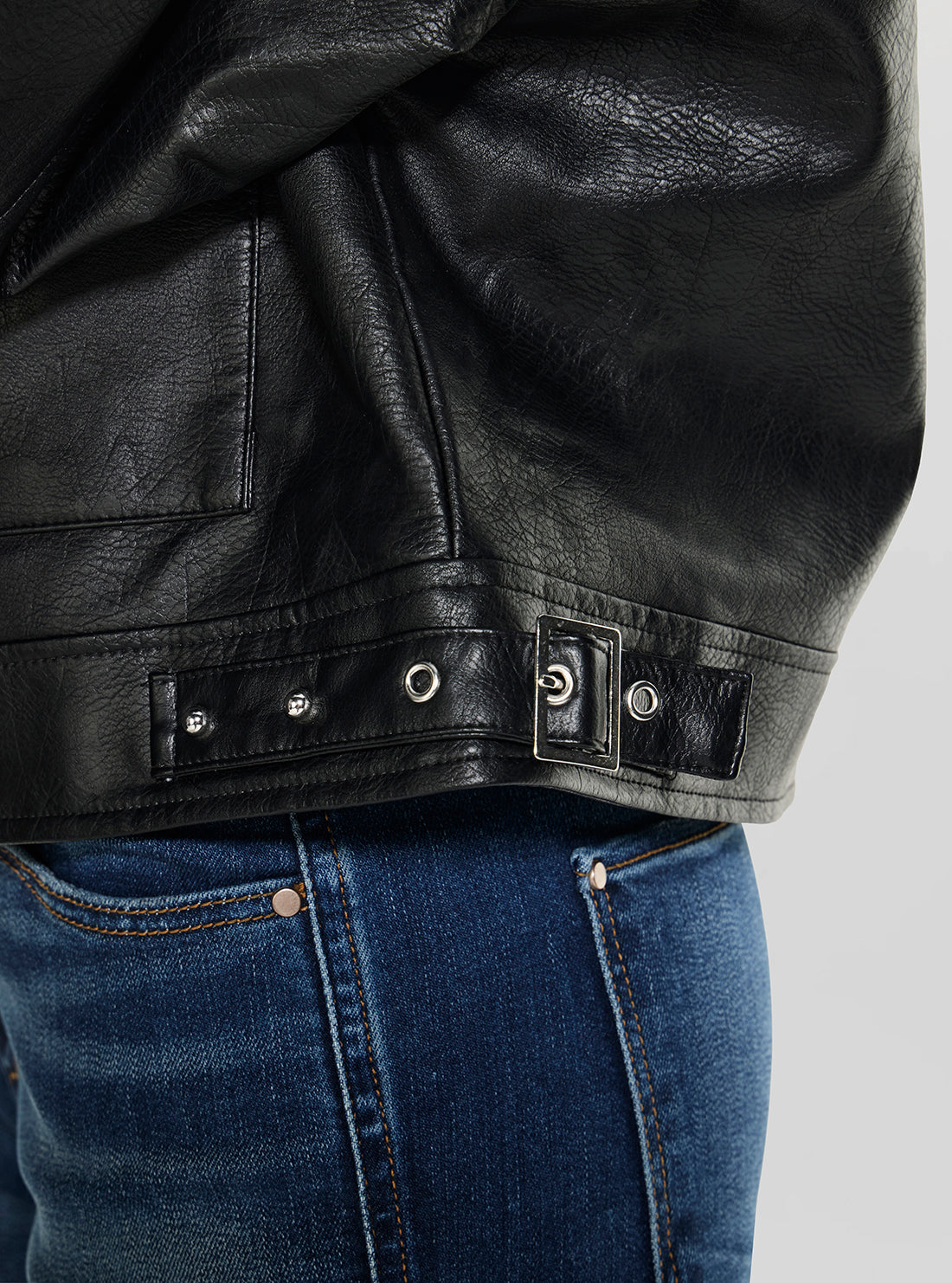 GUESS Womens Black Kayden Faux-Leather Jacket W6GL43K3562 Detail View2