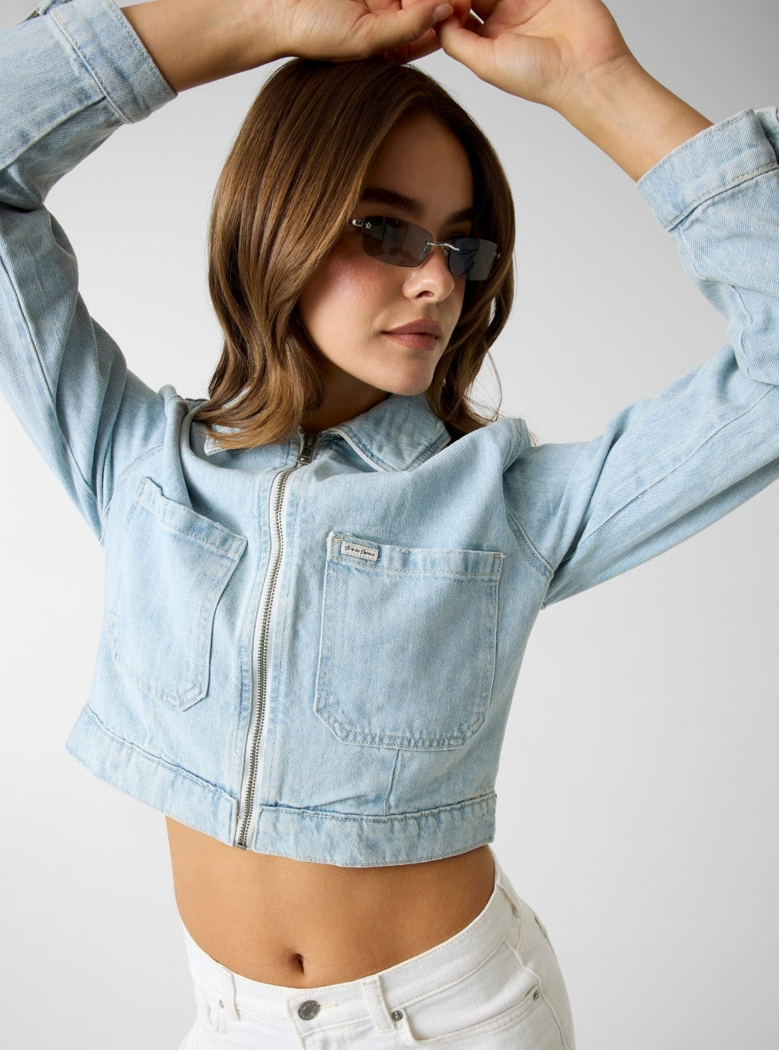 Guess Jeans Blue Cropped Trucker Jacket W6GN11D6533 Detail View