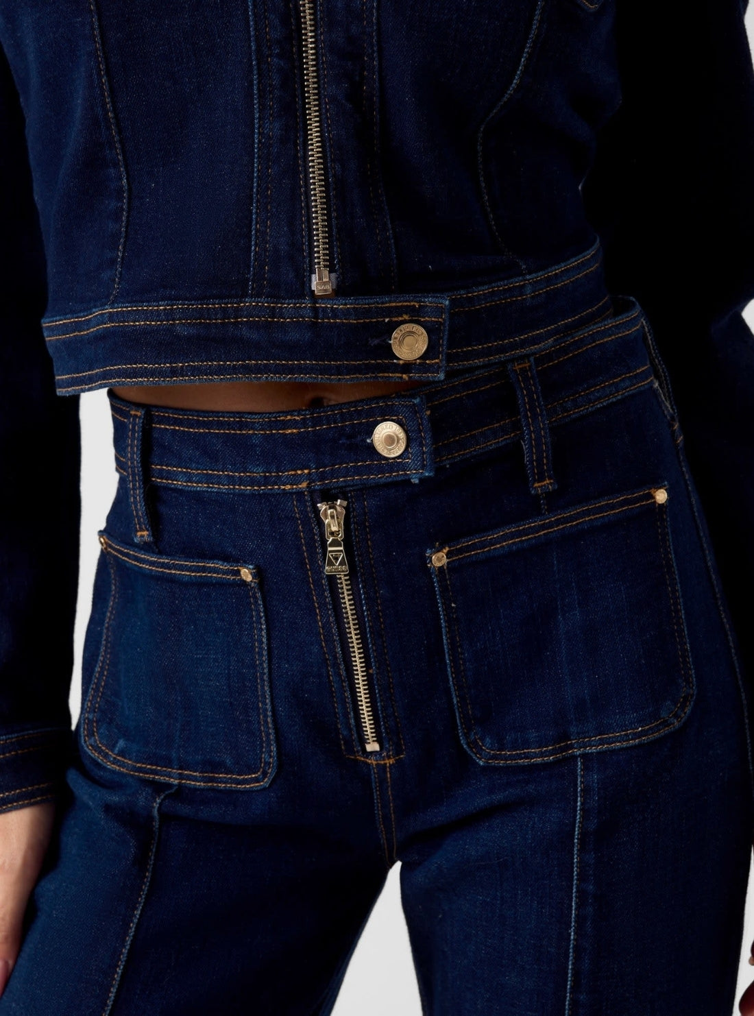 Mid-Rise Nicky High Zip Jeans in Dark Wash W6RA3FD6881 Detail View