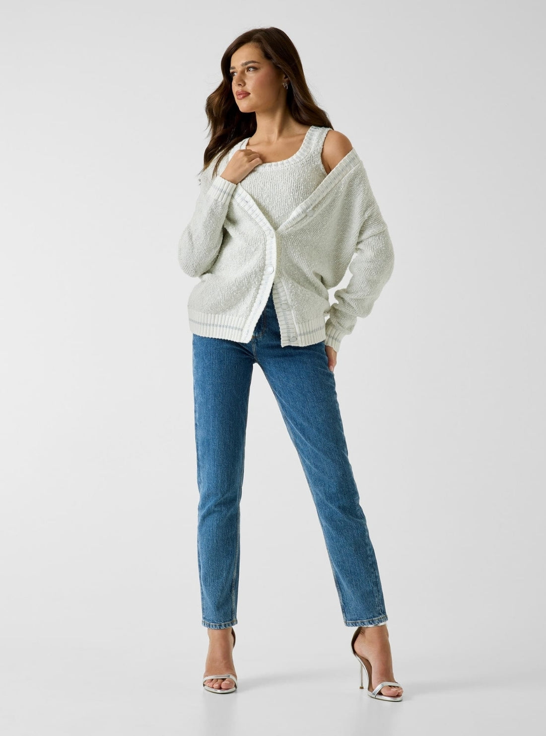 GUESS Womens White Veronica Cardigan Sweater W6RR40Z3L21 Full View