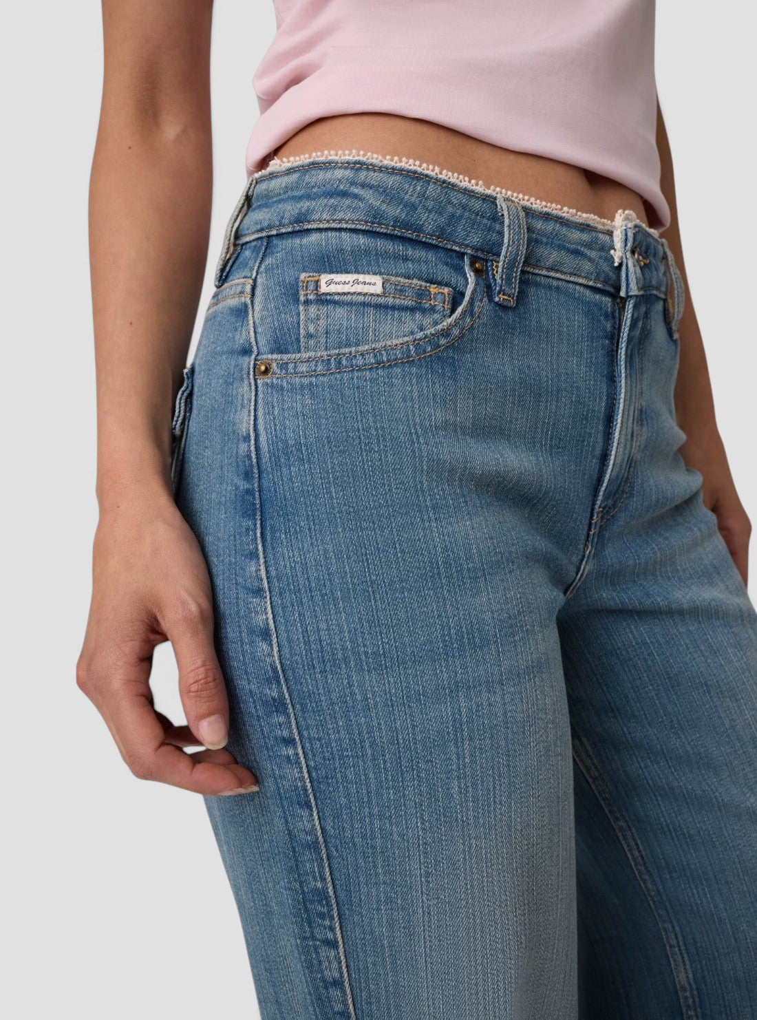Guess Jeans G11 Wide Leg Jeans in Stricky Light Used W6YA01D1170 Detail View2