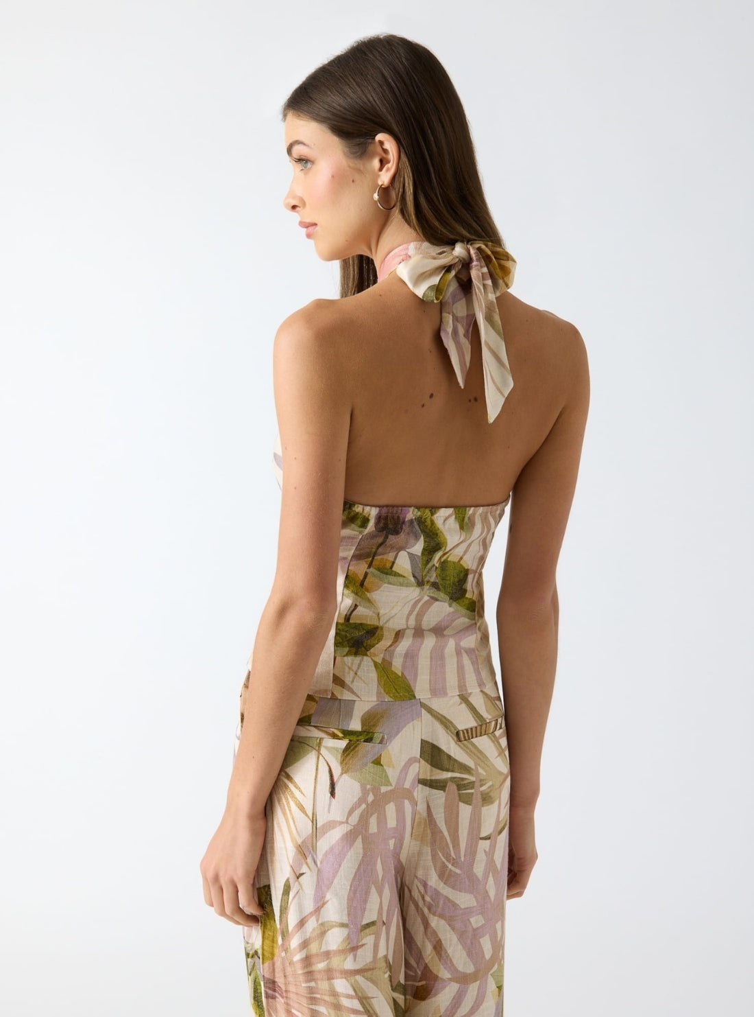 GUESS Womens Sarika Palm Print Kiara Linen Halter Top W6YH90W3885 Back View