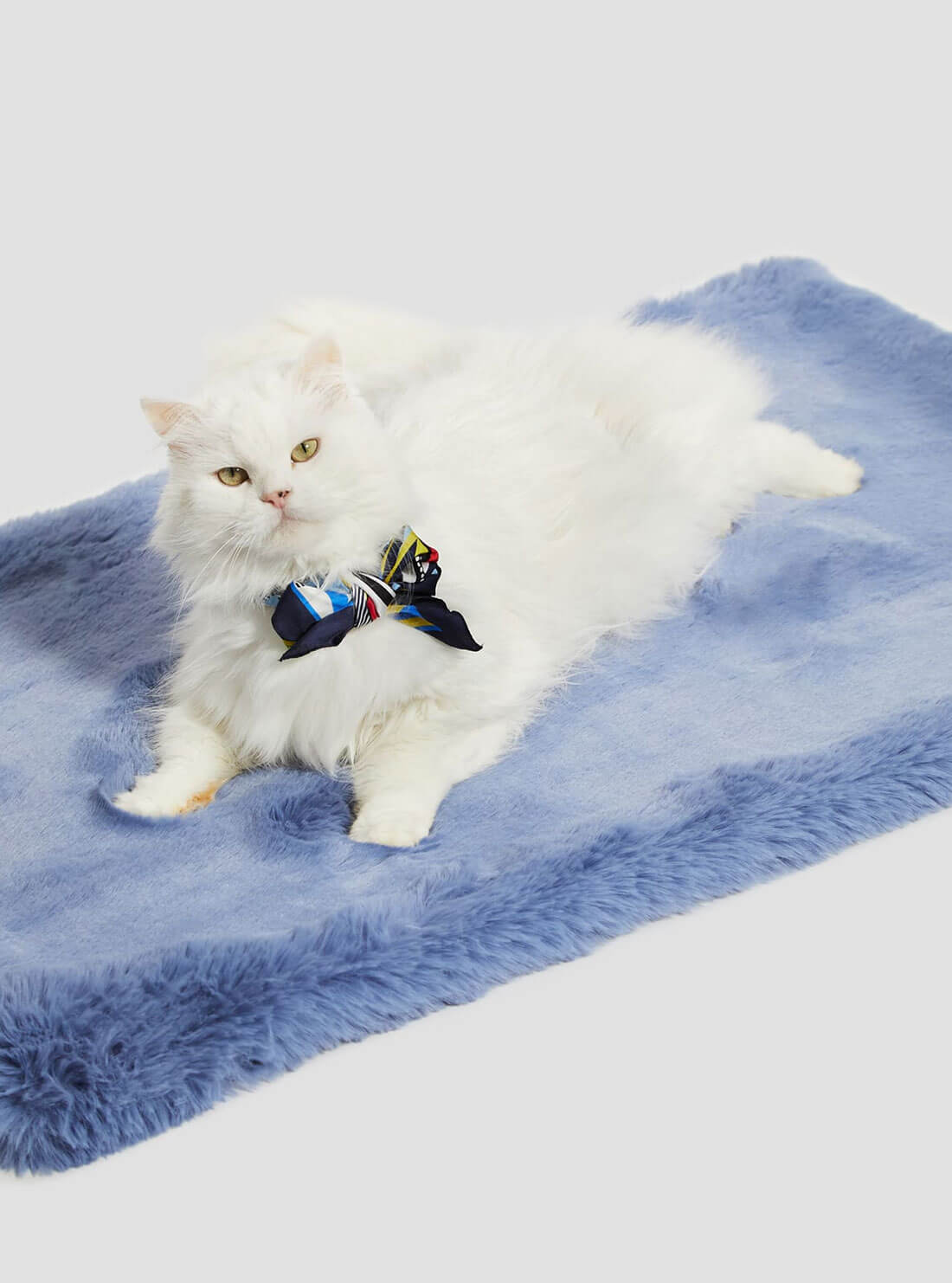 Sku Blue Faux-Fur Luxury Pet Rug