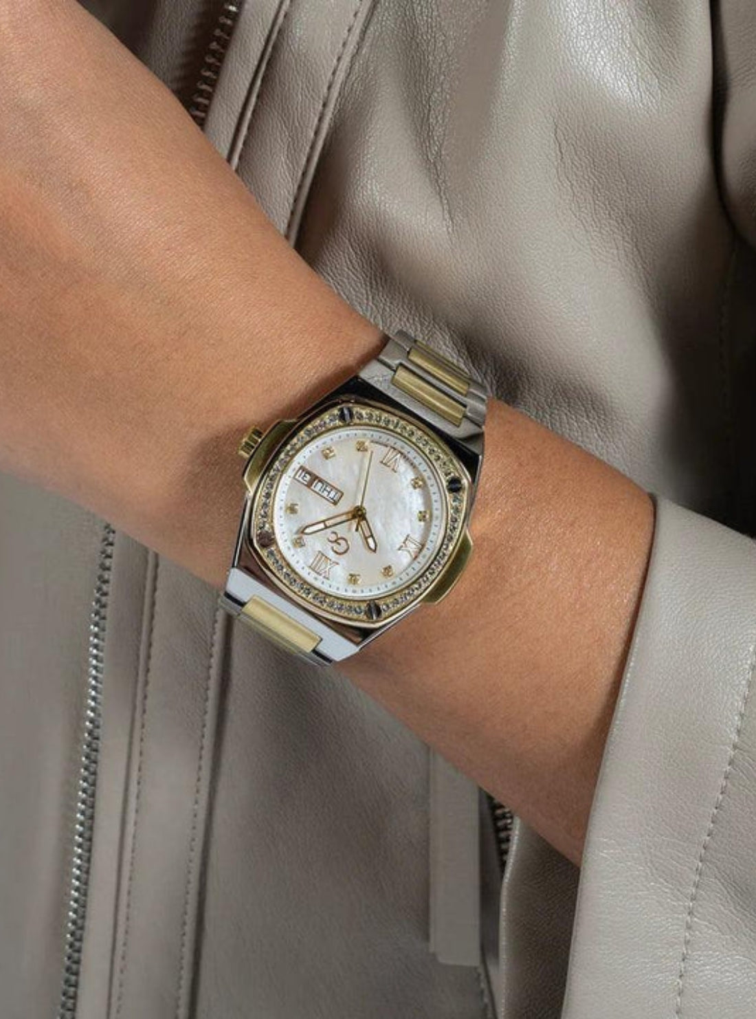 GUESS Womens Silver Gold GC Coussin Shape Lady Watch Y98008L1MF Detail View