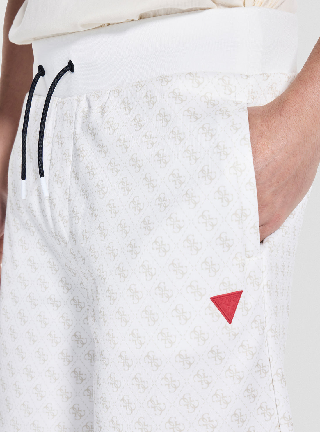 GUESS Mens White Logo Korbin Active Shorts Z4YD03FL04Q detail view