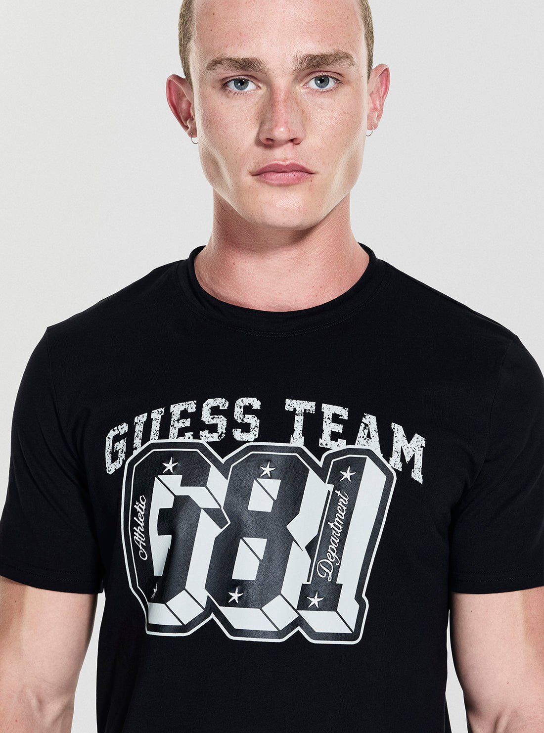 GUESS Mens Black Mentore Active T-Shirt Z5YI00I3Z14 Detail View