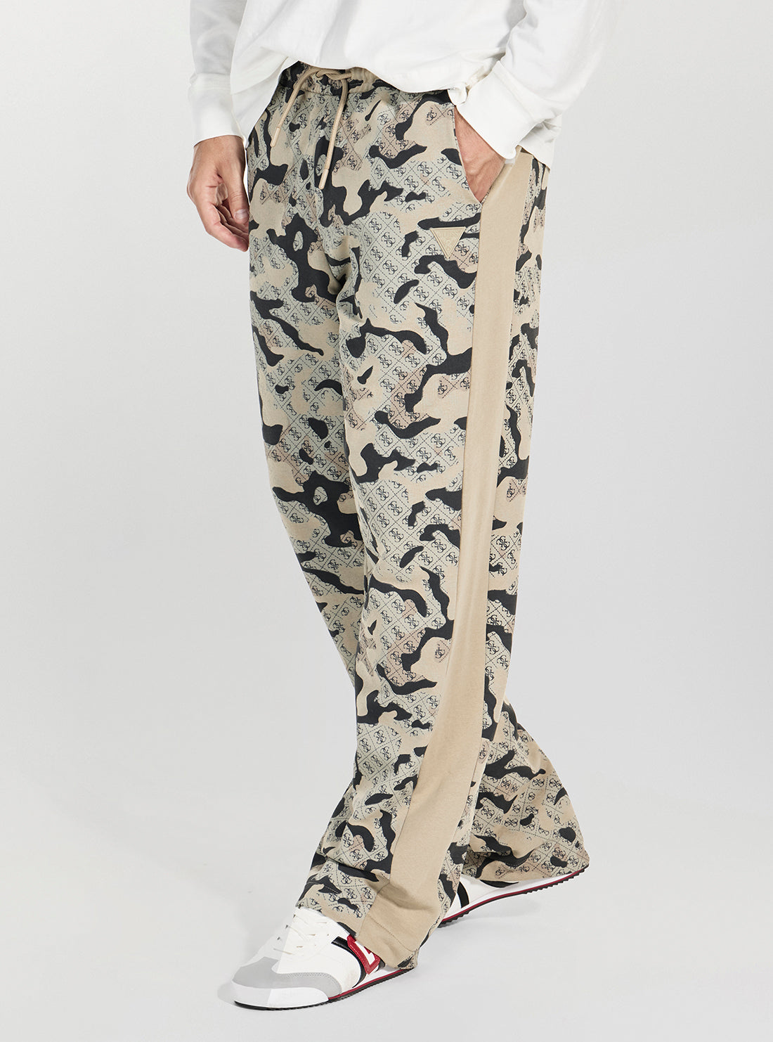 GUESS Mens Beige Camo Logo Chayton Straight Leg Pant Z6RB02K9YI1 Front Side View