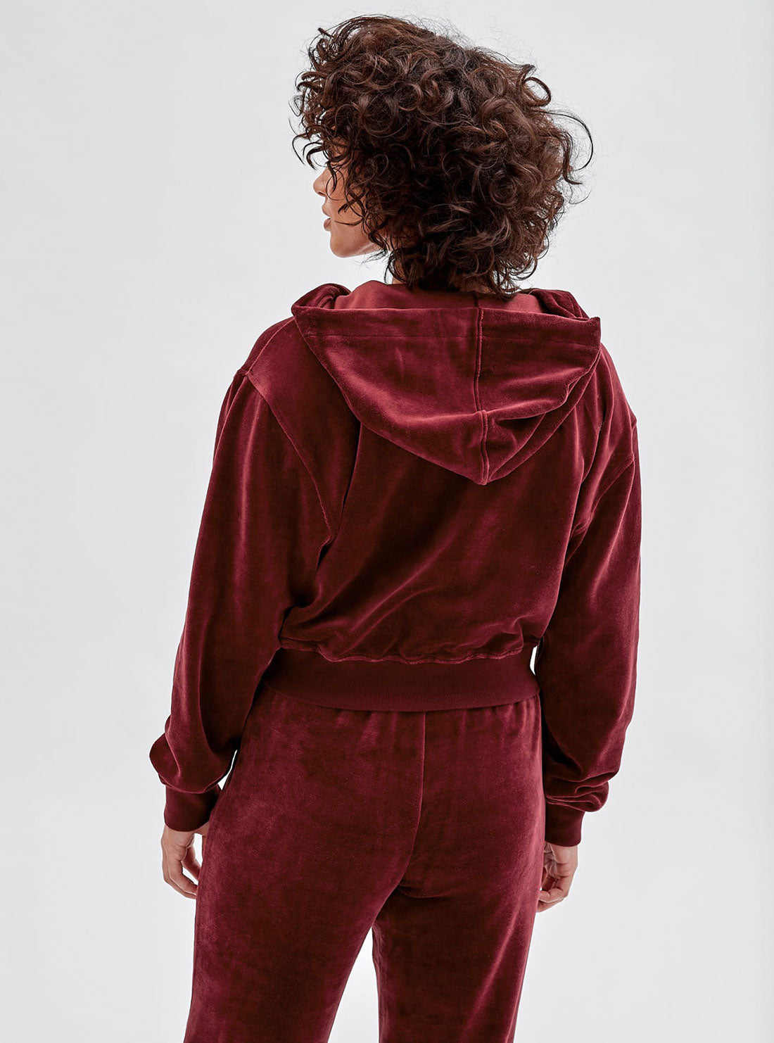 Guess velour outlet tracksuit