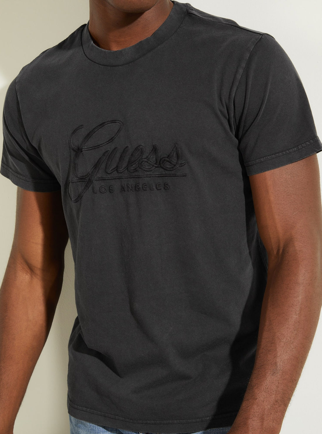 GUESS Mens Black Classical Embroidered Logo T-Shirt M1BI26K8FQ1 Detail View