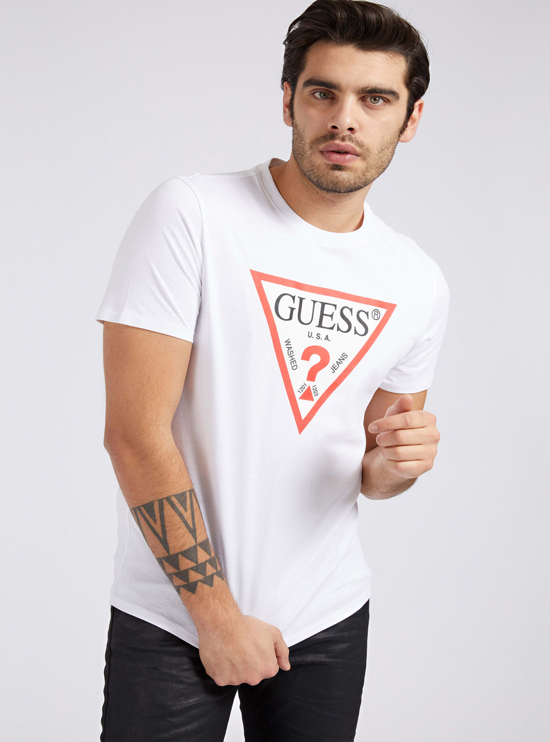 GUESS Mens Eco White Original Logo T-Shirt M1RI71I3Z11 Model Front View