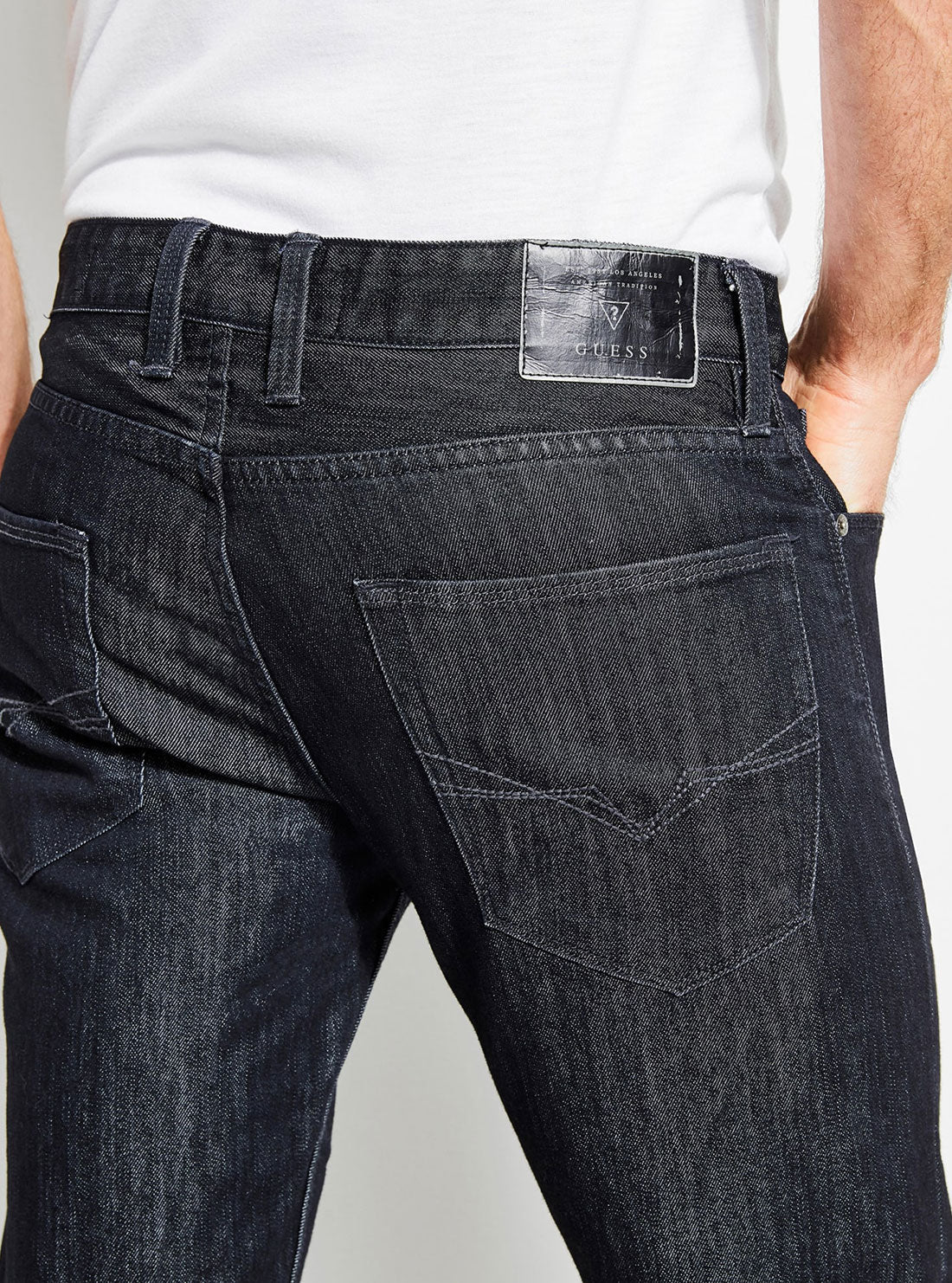 GUESS Mens Low-Rise Slim Straight Denim Jeans in Smokescreen Wash MB3AS121OD0 Detail View