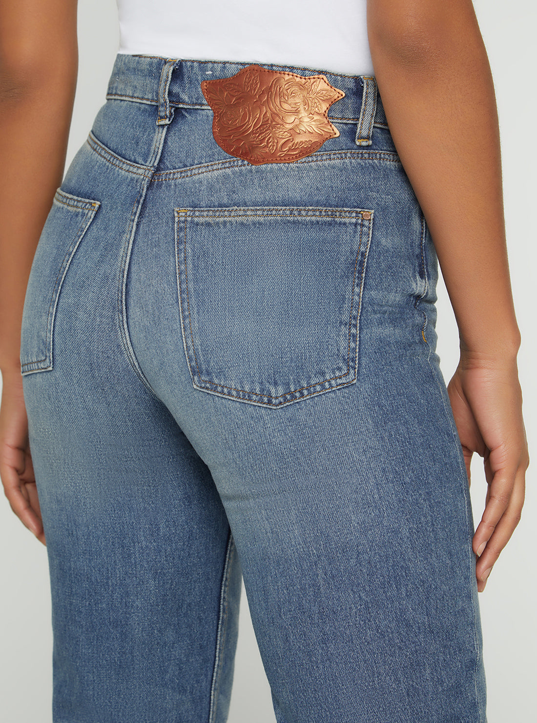 GUESS Women's High-Rise 80s Straight Leg Denim Jeans In Confidence Wash Detail View