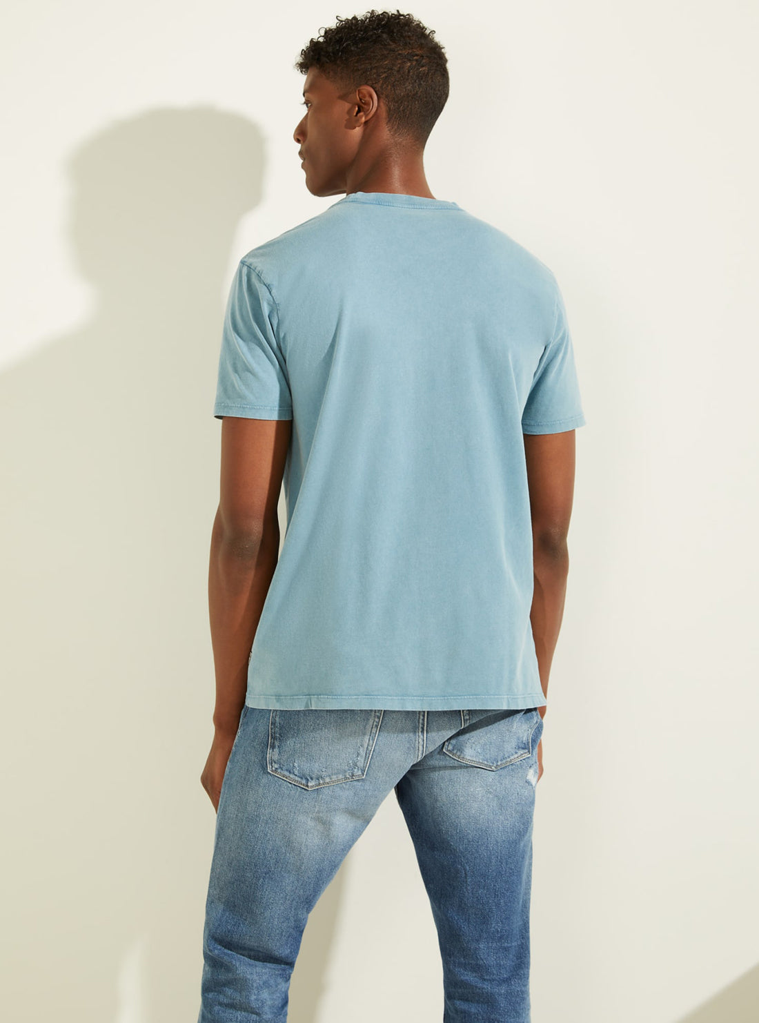 GUESS Mens Blue Heritage Logo T-Shirt MBGI31R9RM3 Back View